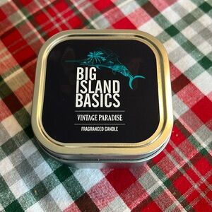 NEW Tommy Bahama Candle - Vintage Paradise scent 6.1 oz